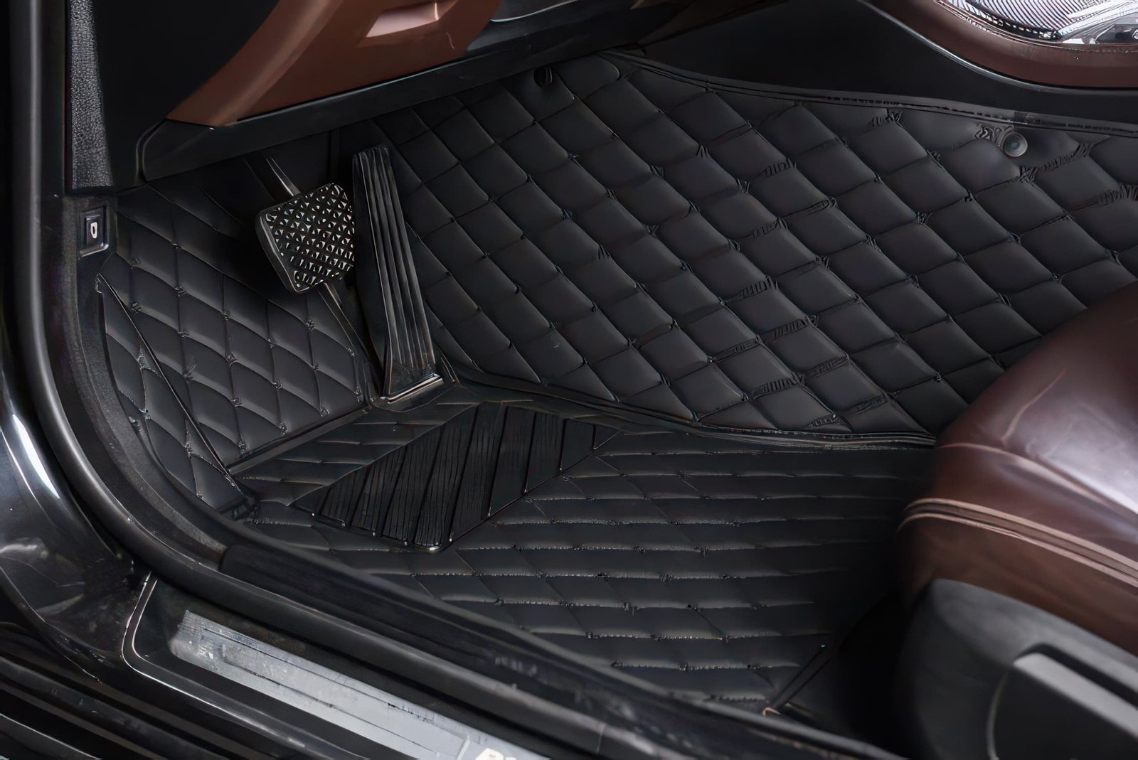 Black Luxury Car Mats — view 2